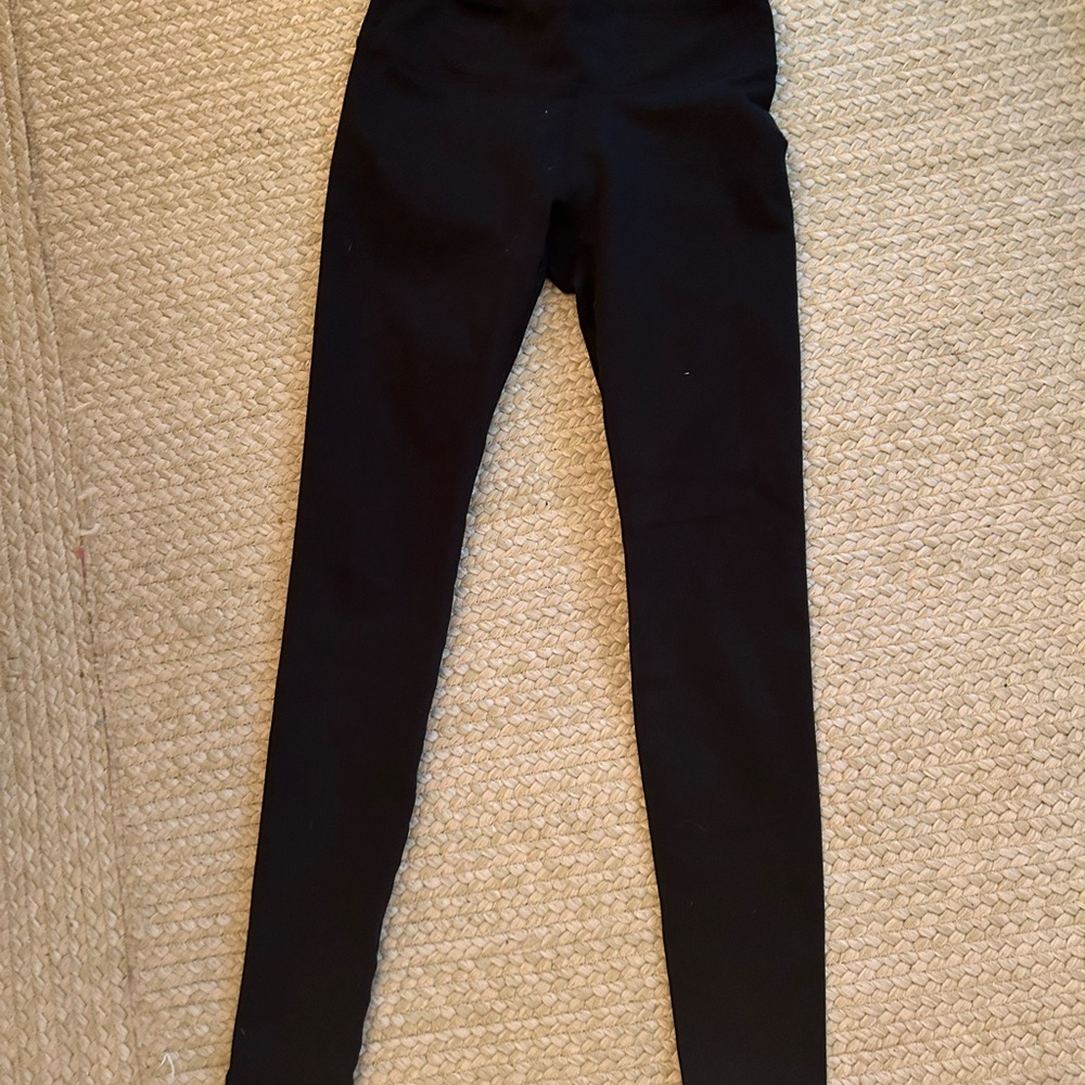 Black Fabletics leggings